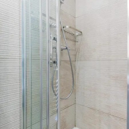 شقة Beautiful With Sauna 4p2br - Batignolles
