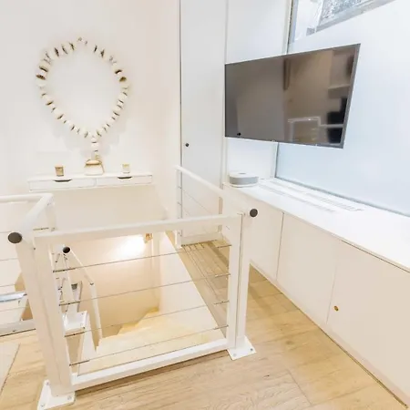Beautiful With Sauna 4p2br - Batignolles * باريس